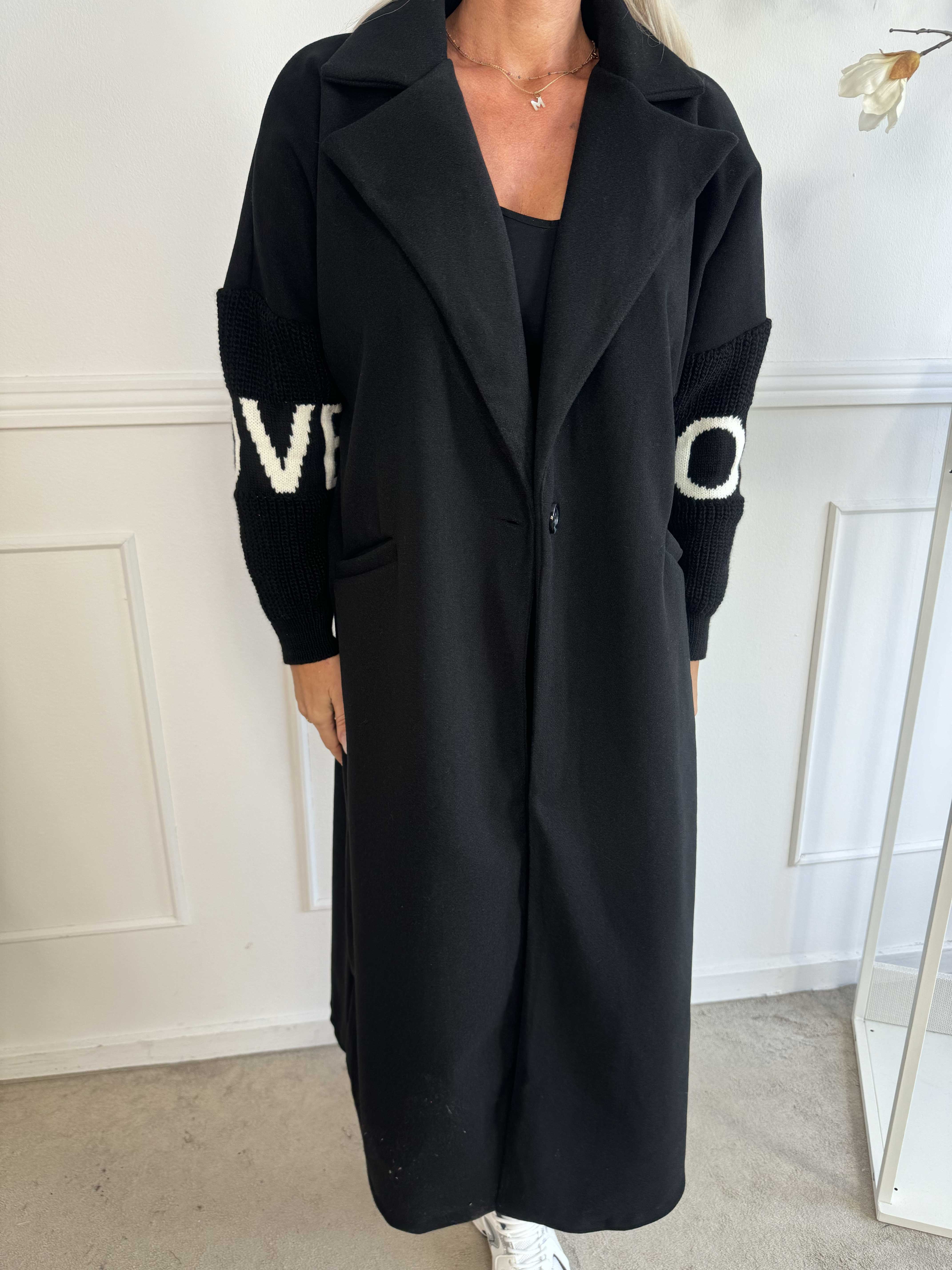 Debbie - Fin frakke med strikærmer